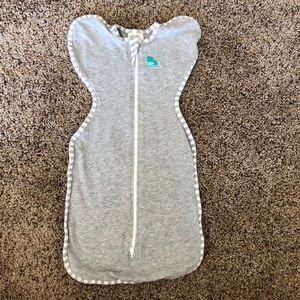 Newborn Love to Dream swaddle up